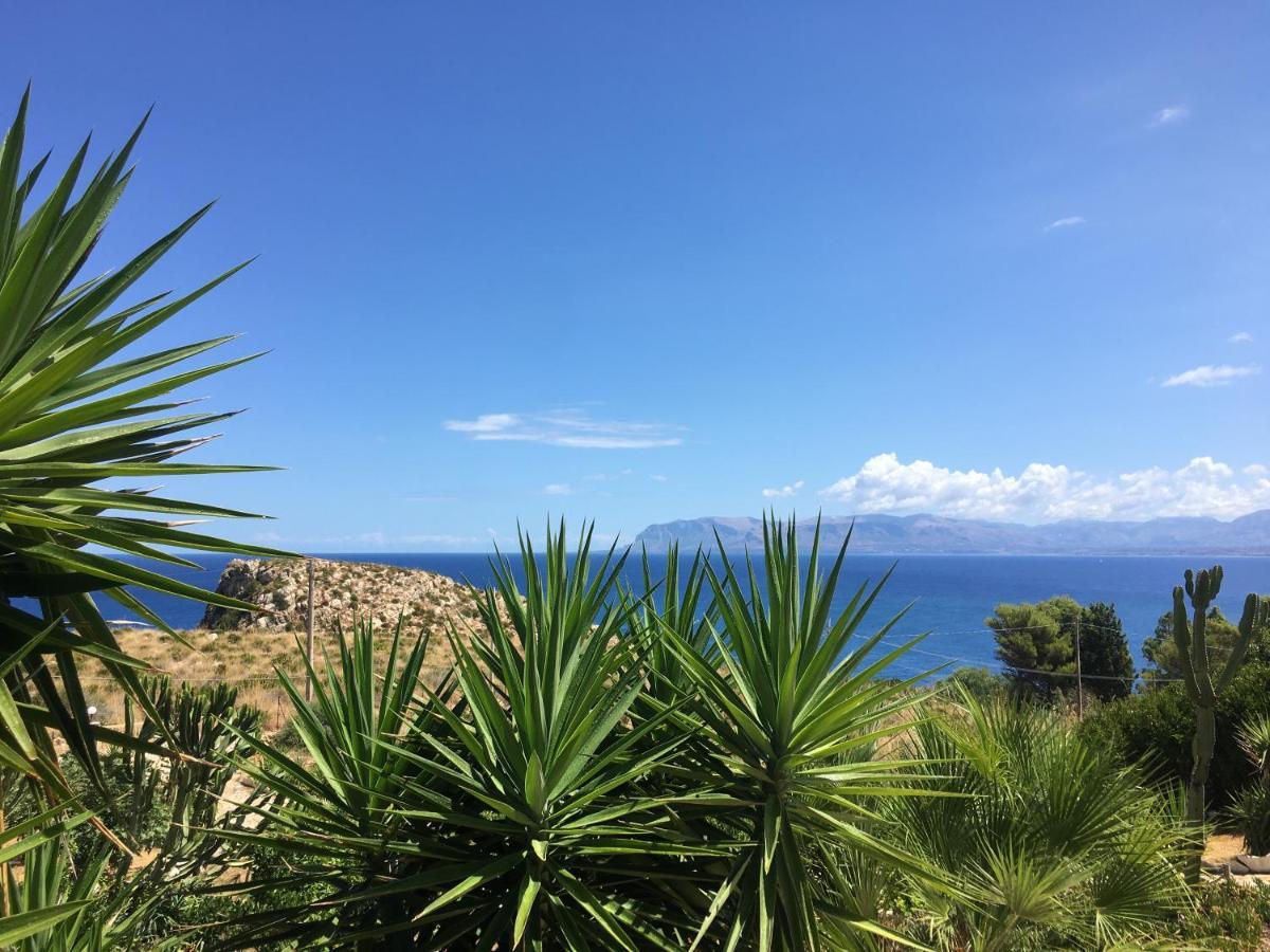 Cala Rossa *