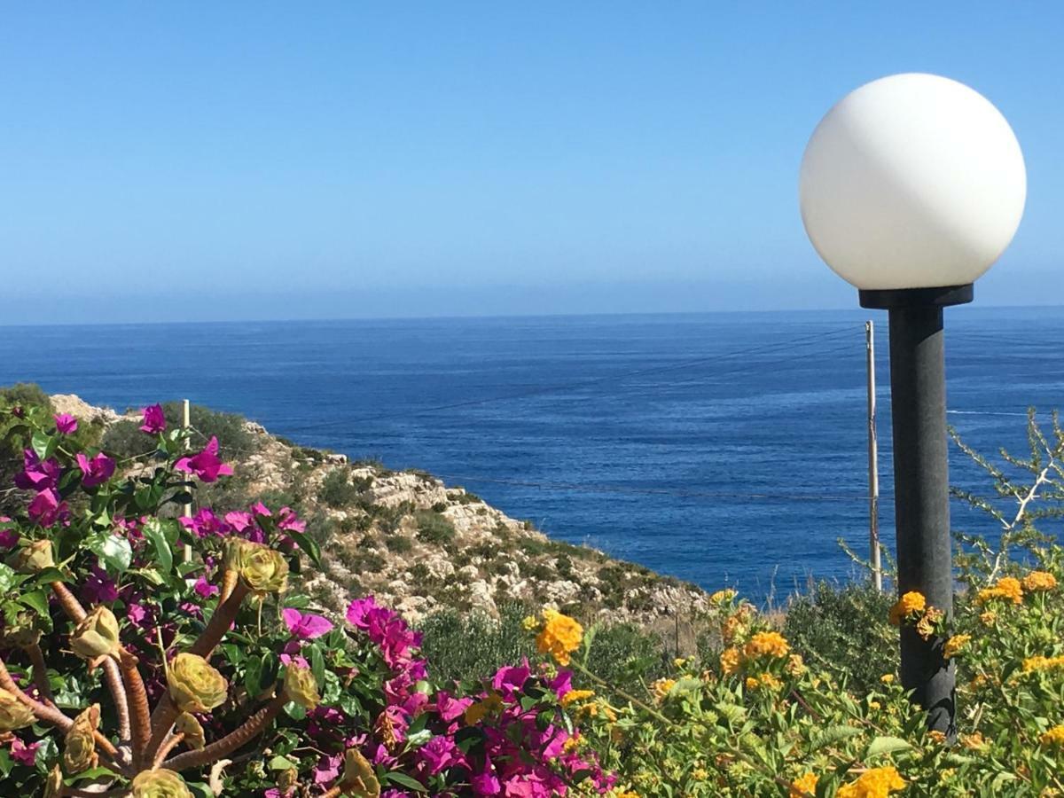 Cala Rossa Gasthof *